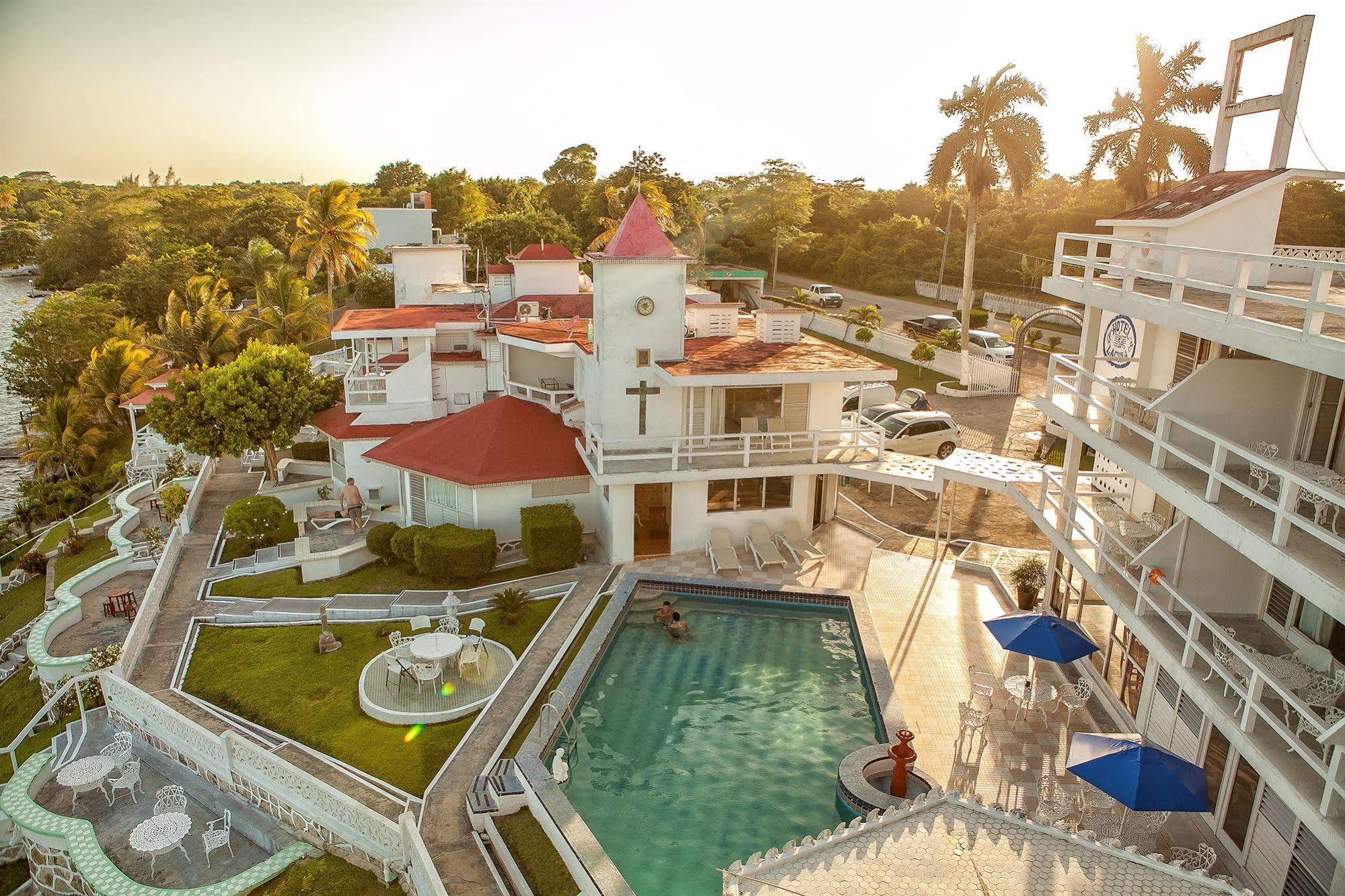 Hotel Laguna Bacalar Bagian luar foto